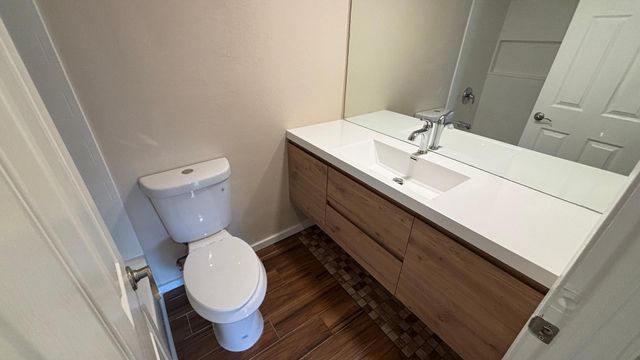 3601 W Tierra Buena Lane Unit 155, Phoenix, AZ 85053