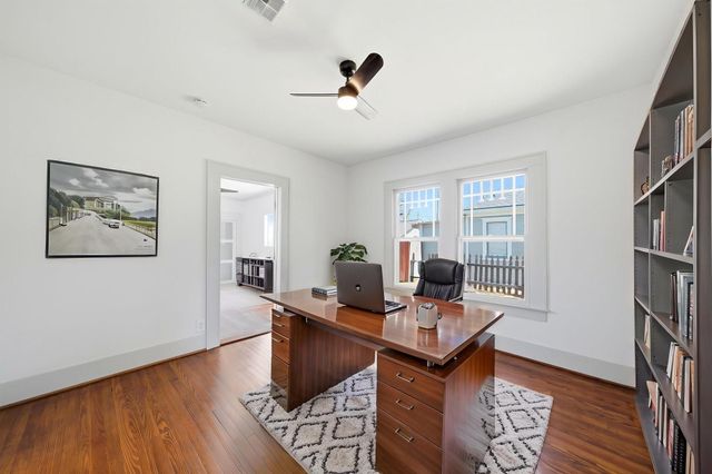 1111 Winston Street, Houston, TX 77009