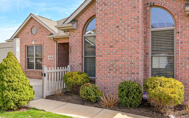116 Shelton Place DRIVE, Connoquenessing Boro, PA 16033