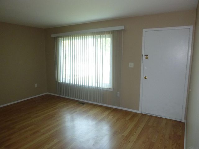 20110 Stafford Street, Clinton Township, MI 48035