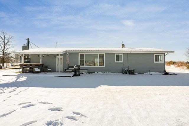 544 W North Union Road, Auburn, MI 48611