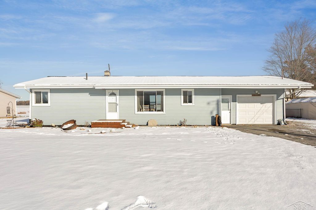 544 W North Union Road, Auburn, MI 48611