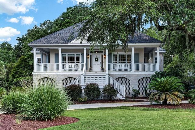 51 Shearwater Ct., Georgetown, SC 29440