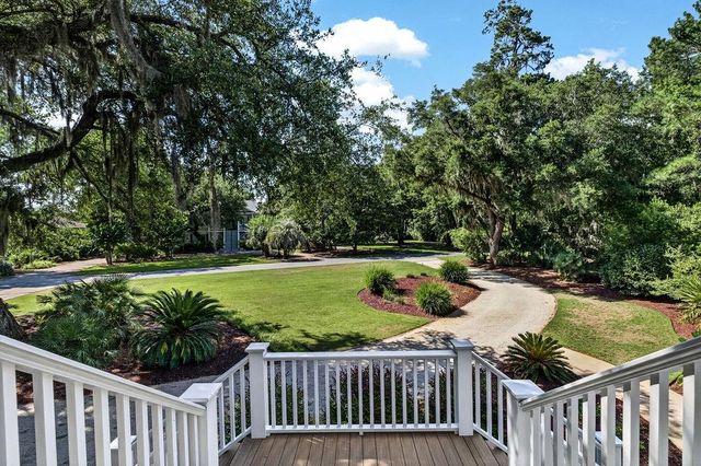 51 Shearwater Ct., Georgetown, SC 29440