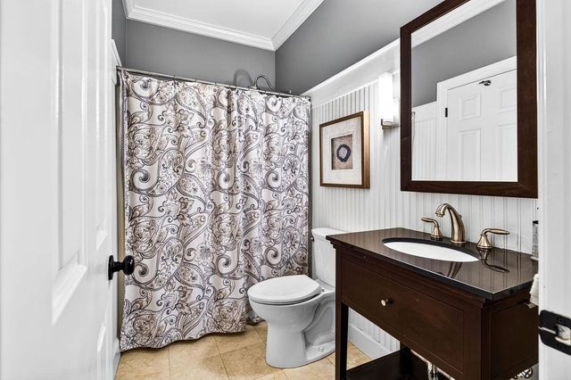 51 Shearwater Ct., Georgetown, SC 29440