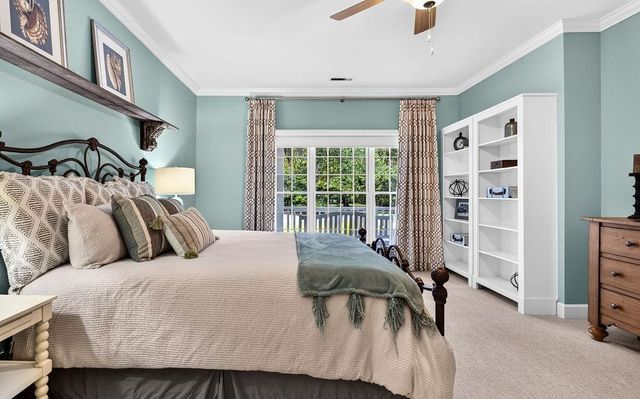 51 Shearwater Ct., Georgetown, SC 29440