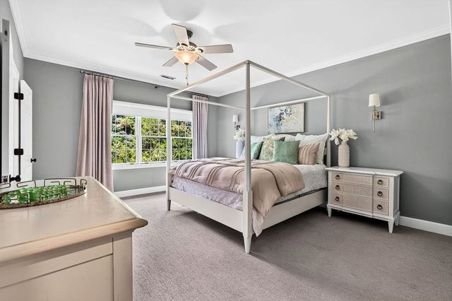 51 Shearwater Ct., Georgetown, SC 29440