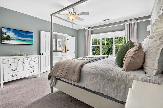51 Shearwater Ct., Georgetown, SC 29440