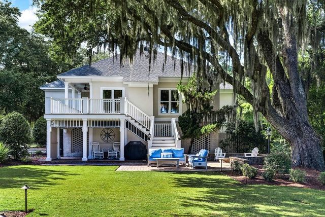 51 Shearwater Ct., Georgetown, SC 29440