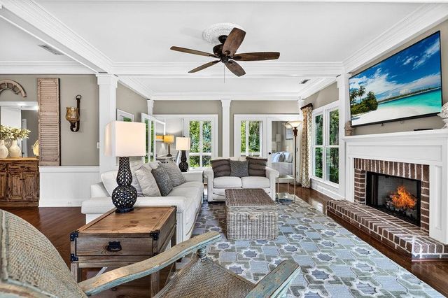 51 Shearwater Ct., Georgetown, SC 29440