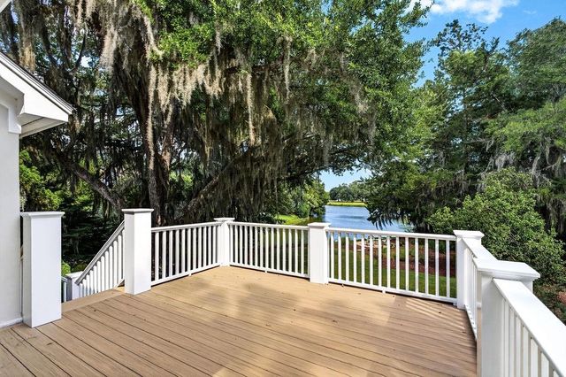 51 Shearwater Ct., Georgetown, SC 29440