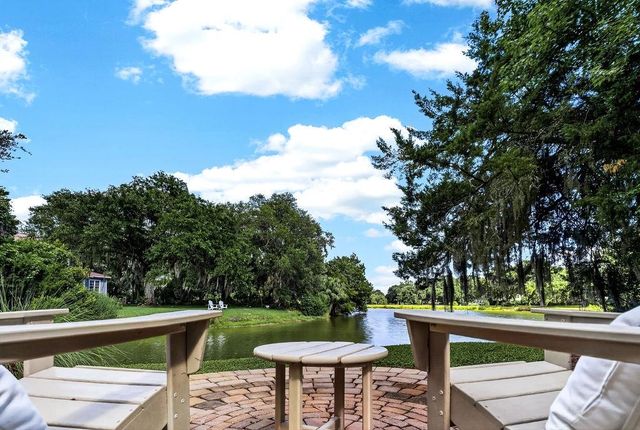 51 Shearwater Ct., Georgetown, SC 29440