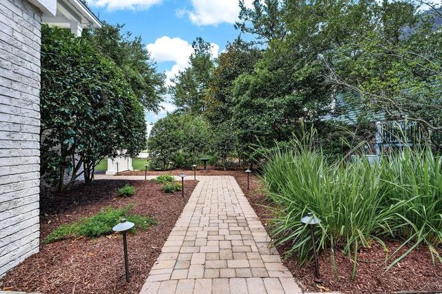 51 Shearwater Ct., Georgetown, SC 29440