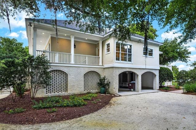 51 Shearwater Ct., Georgetown, SC 29440