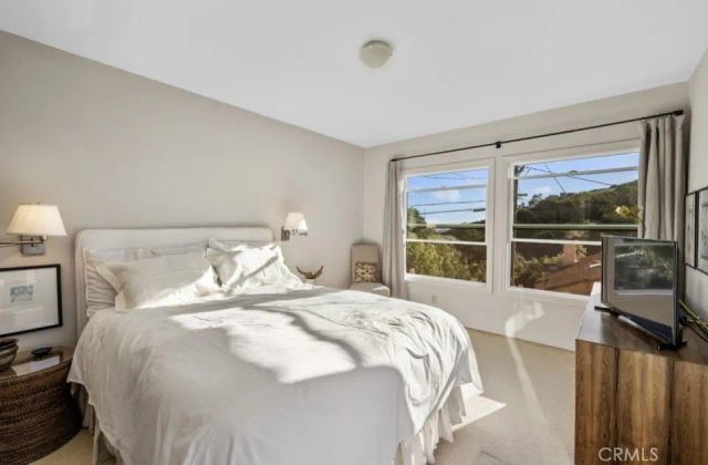 2842 Seabreeze Drive, Malibu, CA 90265