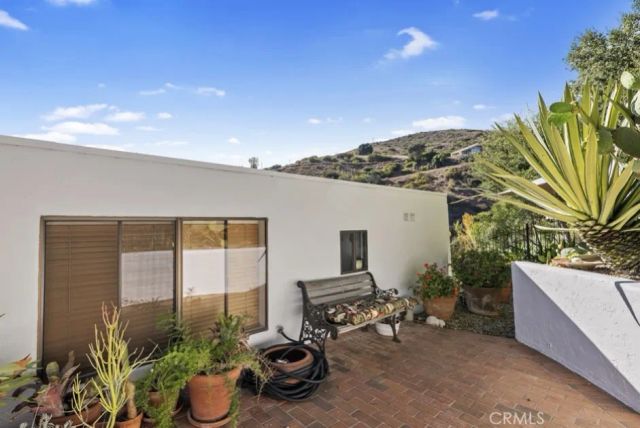 2842 Seabreeze Drive, Malibu, CA 90265