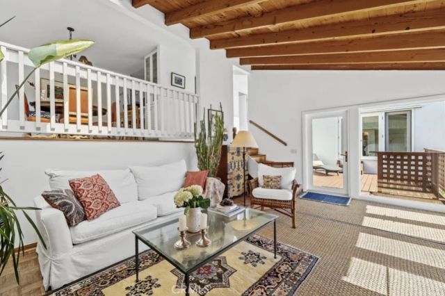 2842 Seabreeze Drive, Malibu, CA 90265