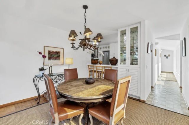 2842 Seabreeze Drive, Malibu, CA 90265