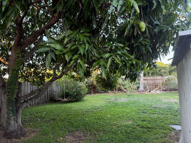 4973 Pineaire Lane, West Palm Beach, FL 33417