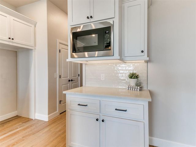 2801 Summit Hollow Circle, Norman, OK 73071