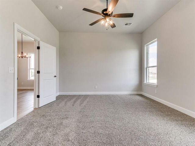 2801 Summit Hollow Circle, Norman, OK 73071