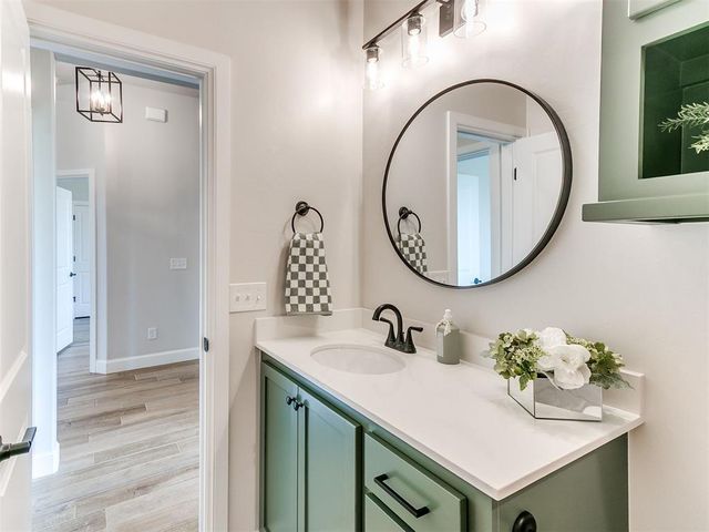 2801 Summit Hollow Circle, Norman, OK 73071