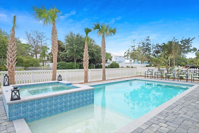 4458 Luke Avenue, Destin, FL 32541