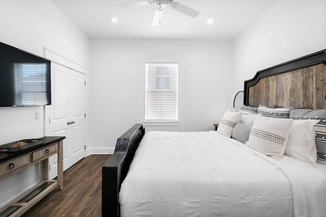 4458 Luke Avenue, Destin, FL 32541