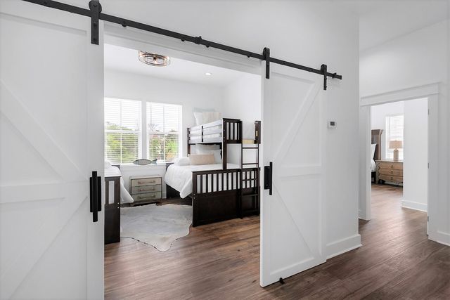 4458 Luke Avenue, Destin, FL 32541