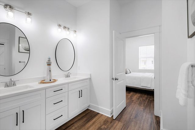 4458 Luke Avenue, Destin, FL 32541