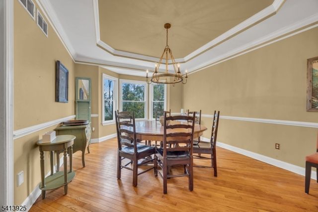 12 Sentinel Dr, Bernards Twp., NJ 07920