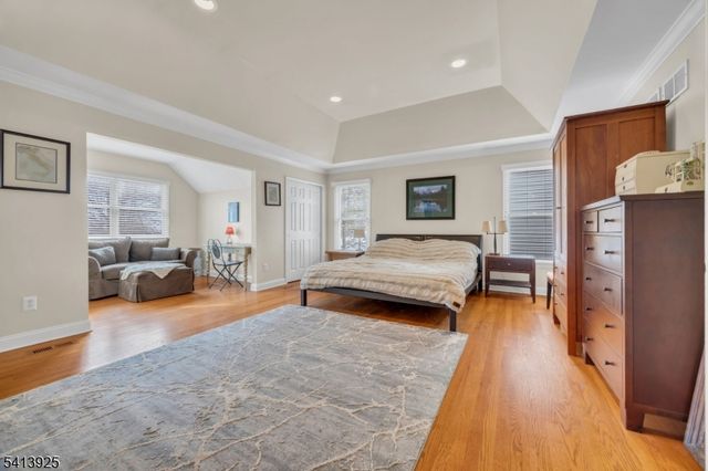 12 Sentinel Dr, Bernards Twp., NJ 07920