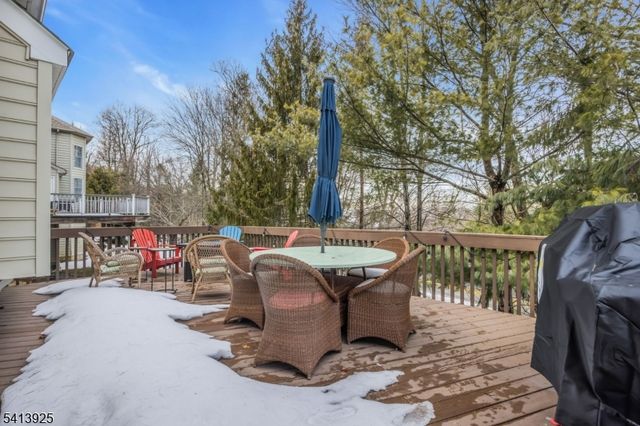 12 Sentinel Dr, Bernards Twp., NJ 07920