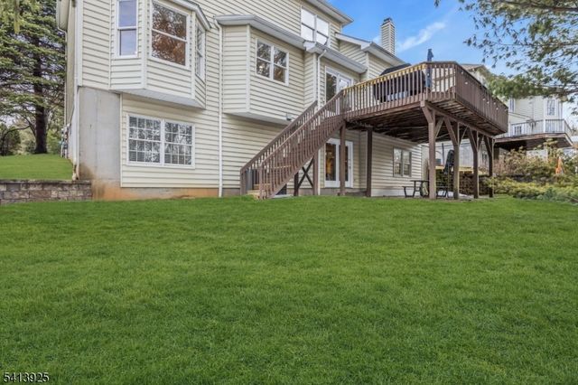 12 Sentinel Dr, Bernards Twp., NJ 07920