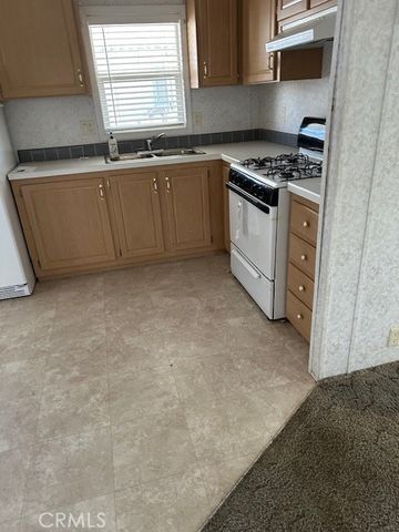 400 Sulphur Bank 102, Clearlake Oaks, CA 95423