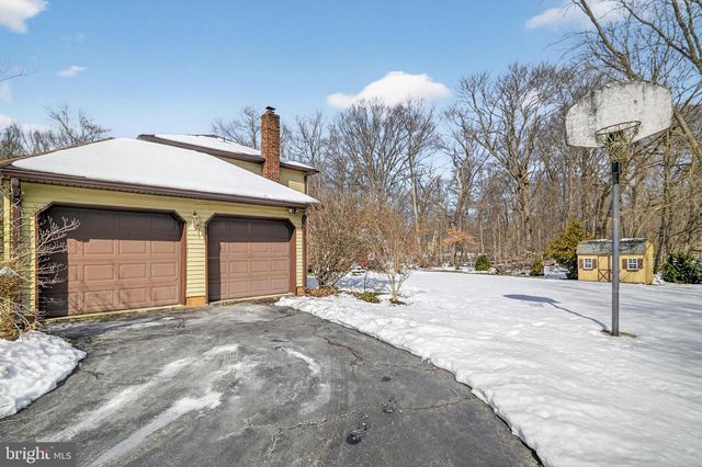 70 WOODMERE WAY, Princeton Junction, NJ 08550