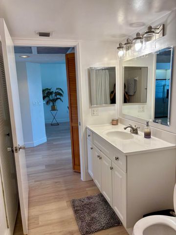 1400 SW 131st Way 408q, Pembroke Pines, FL 33027