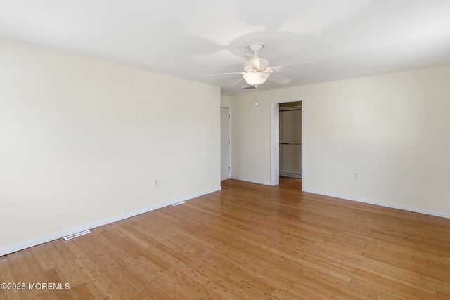 18 N Central Avenue, Toms River, NJ 08753