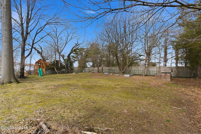 18 N Central Avenue, Toms River, NJ 08753