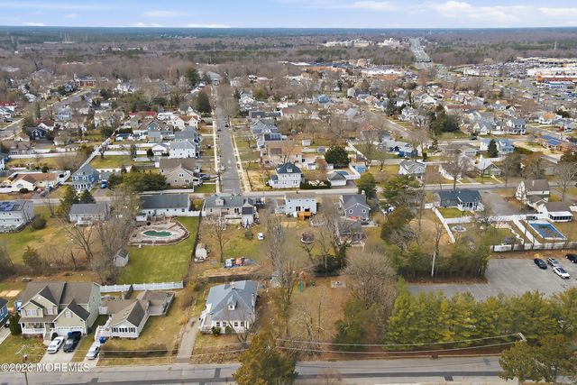 18 N Central Avenue, Toms River, NJ 08753