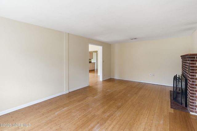 18 N Central Avenue, Toms River, NJ 08753