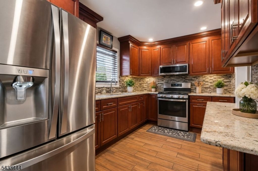 2198 Halsey St, Union Twp., NJ 07083 — photo 2