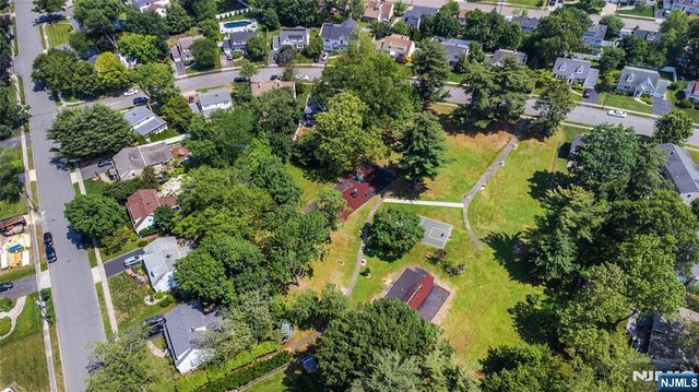 26 Godwin Avenue, Fair Lawn, NJ 07410