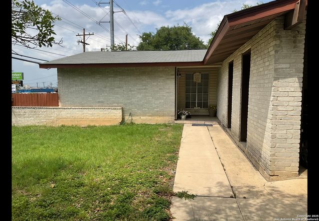 1035 Fabulous, San Antonio, TX 78213
