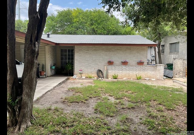1035 Fabulous, San Antonio, TX 78213