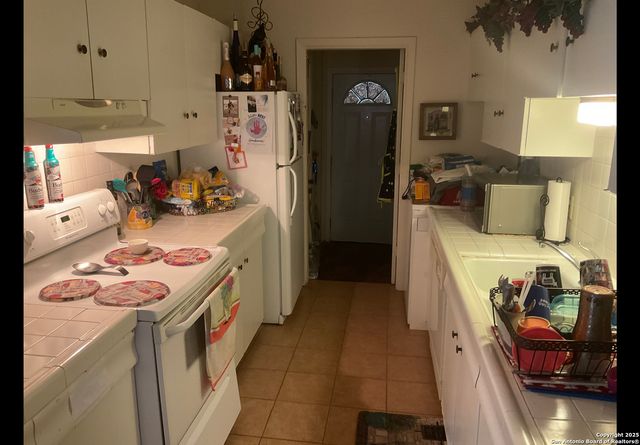 1035 Fabulous, San Antonio, TX 78213