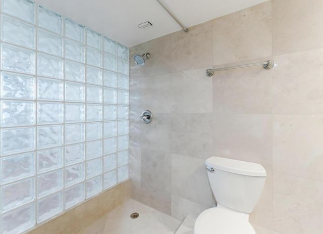 2671 S COURSE Drive S 908, Pompano Beach, FL 33069