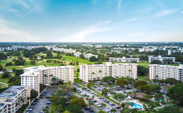 2671 S COURSE Drive S 908, Pompano Beach, FL 33069
