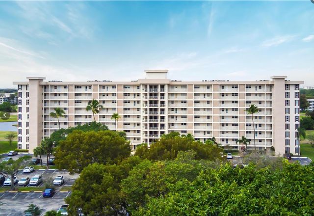 2671 S COURSE Drive S 908, Pompano Beach, FL 33069