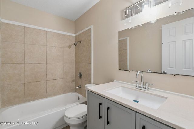 9724 Donchester Circle, Moss Point, MS 39562